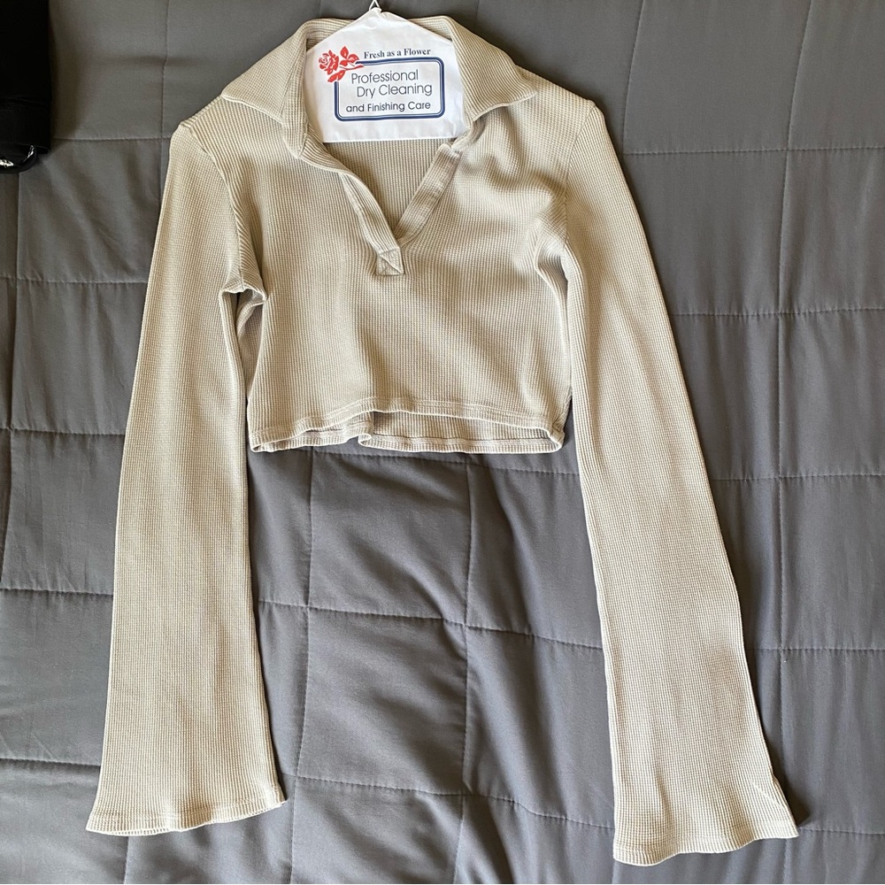DOSO cropped long sleeve